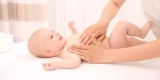 How to Use Baby Massage After Bathing for Extra Relaxation